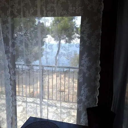 Seaside Hatzi بيت للعطل لاغوماندرا